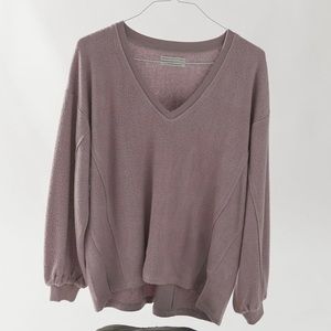 UO Lillu V-Neck Pullover Top / Sweater